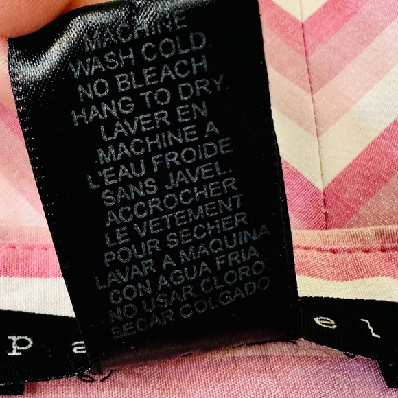 NEW! Parallel Pink & White Striped Sleeveless Button Down Blouse - Picture 13 of 13